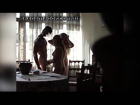 ❤️ Amigos sexuais convidam um homem gigante e um ménage à trois com ele ❤ Porno duro em nós pt.com-fullporner.ru ☑