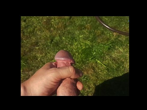 ❤️ A boazona fica com a rata rosa fodida e ejacula com um esguicho num jardim de Verão ❤ Porno duro em nós pt.com-fullporner.ru ☑